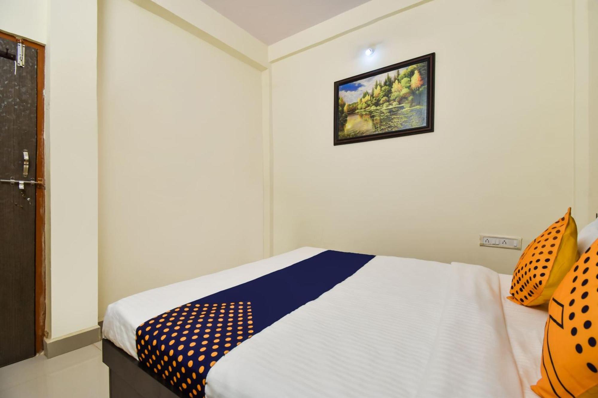 Spot On Carnival Resorts Raipur  Bagian luar foto