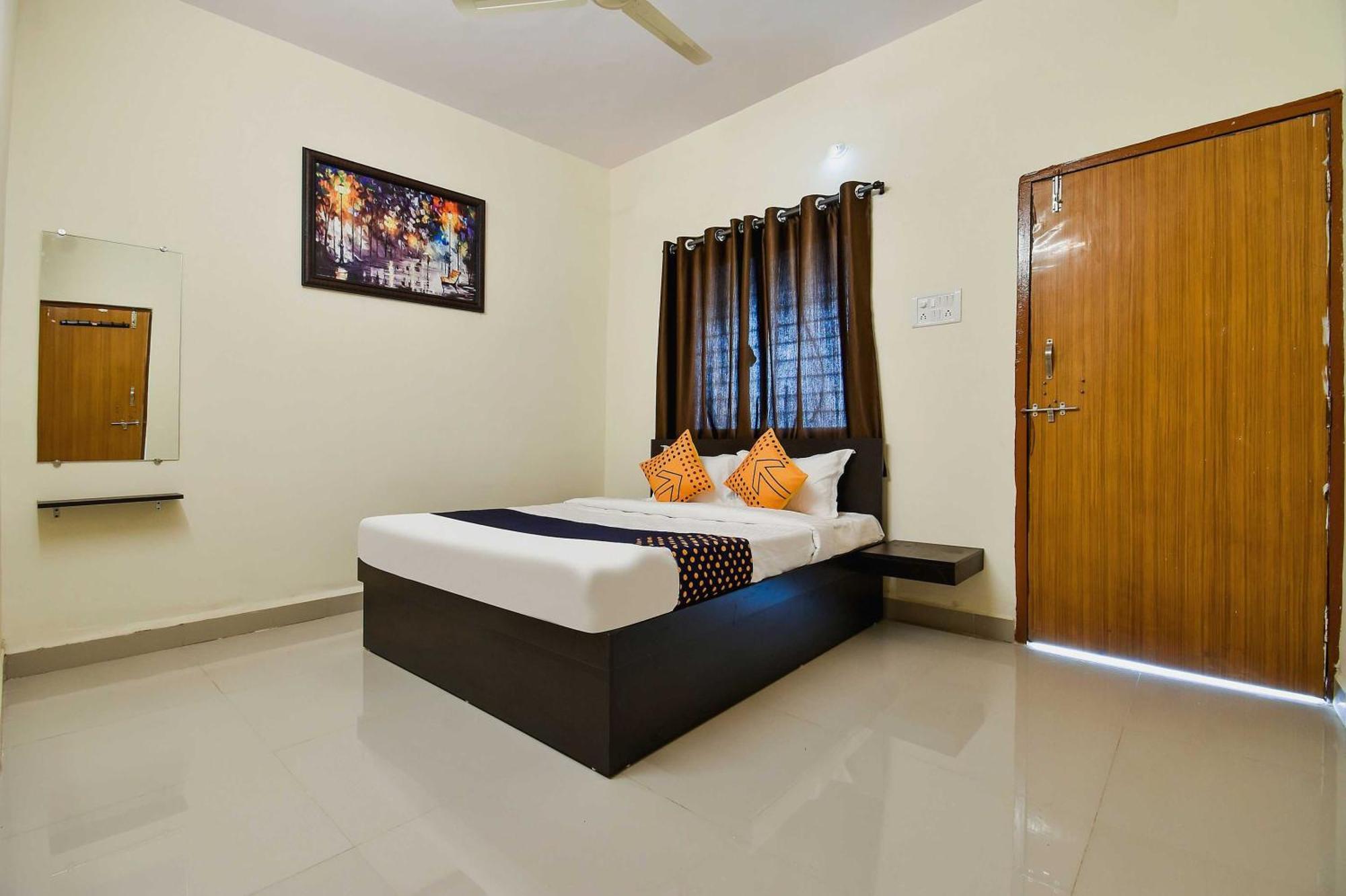 Spot On Carnival Resorts Raipur  Bagian luar foto