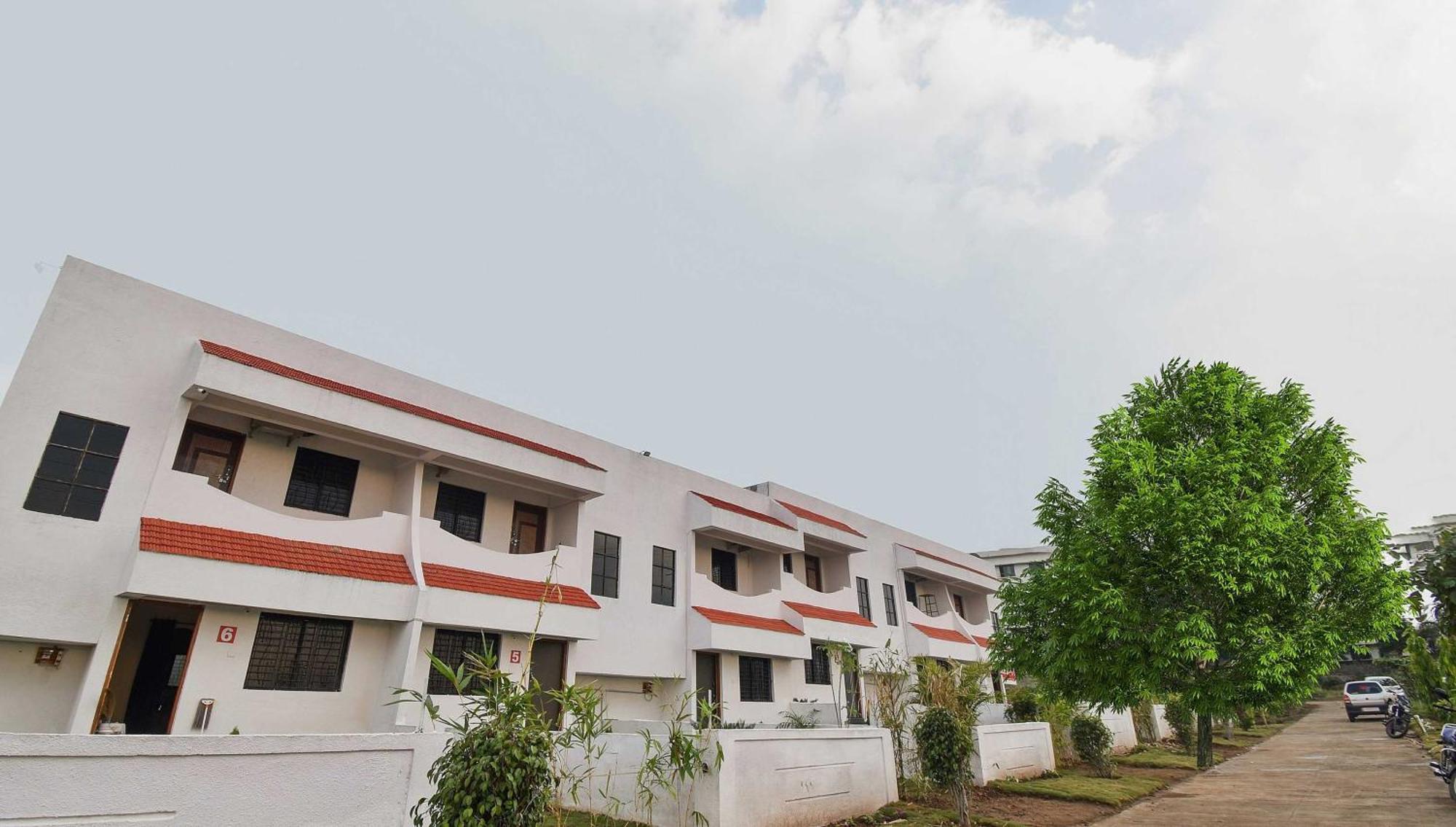 Spot On Carnival Resorts Raipur  Bagian luar foto